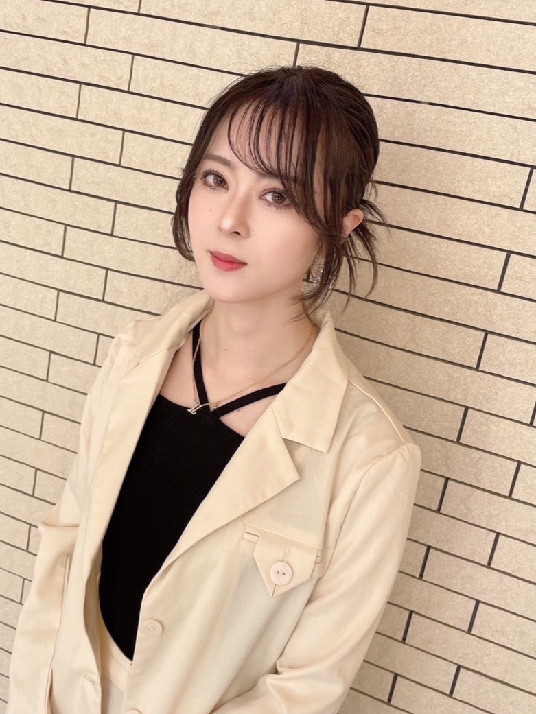 山口　麻利花